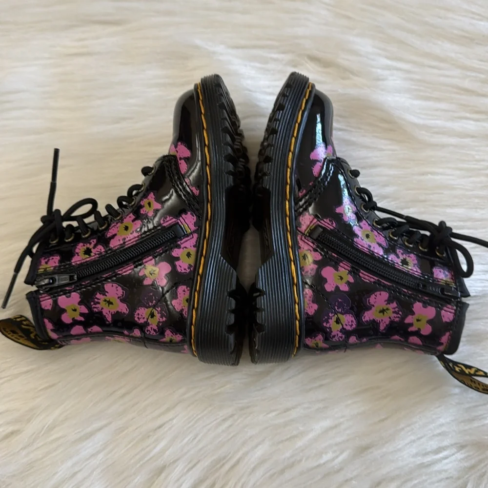 Dr. Martens Toddler Pansey Fayre Pink Floral Combat Boots Size 7